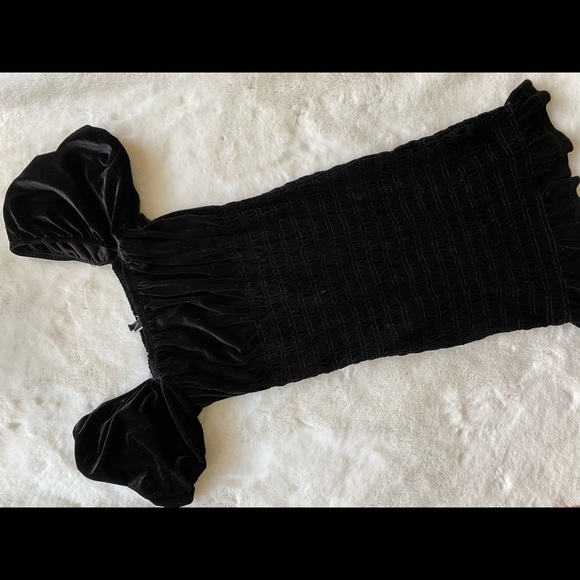 Velvet dress - Picture 4 of 4